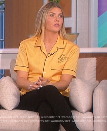 Amanda’s yellow piping shirt on The Talk