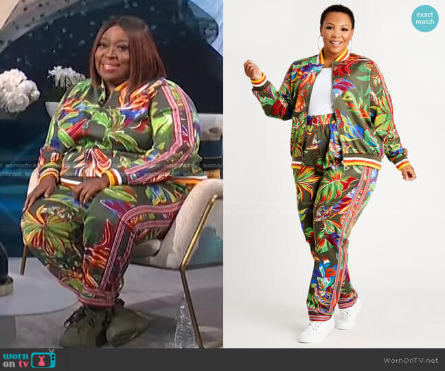 Ashley Stewart Tropical Scuba Athleisure Jacket worn by Loni Love on E! News