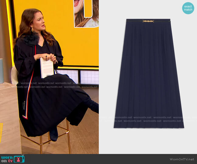 Celine Pleated Skirt in Sand Crepe Navy worn by Drew Barrymore on The Drew Barrymore Show