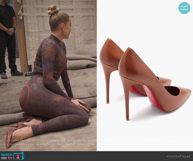 Christian Louboutin Kate 100 leather pumps worn by Khloe Kardashian (Khloe Kardashian) on The Kardashians