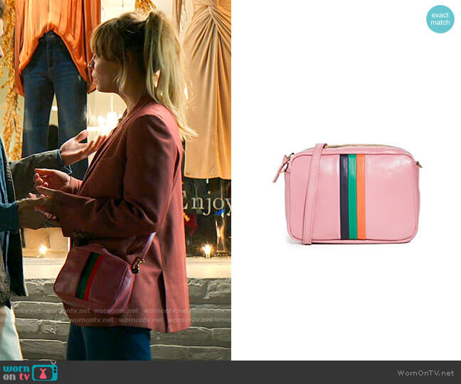 Clare V Midi Sac in Petal worn by Cassie Bowden (Kaley Cuoco) on The Flight Attendant