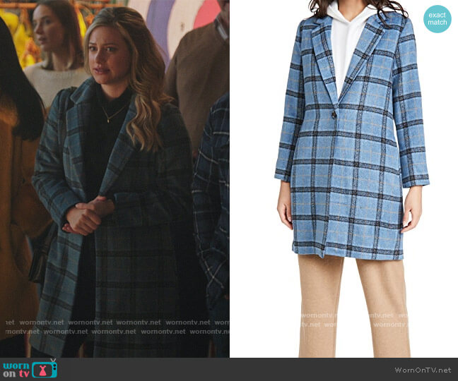 Cupcakes and Cashmere Robyn Coat worn by Betty Cooper (Lili Reinhart) on Riverdale