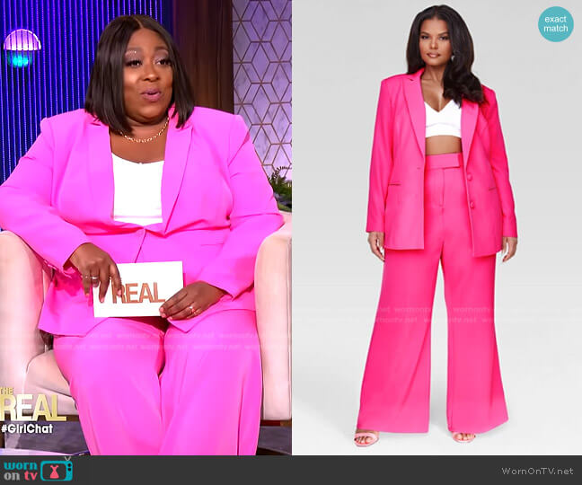 Fashion to Figure Courtney Single Breasted Blazer worn by Loni Love on The Real