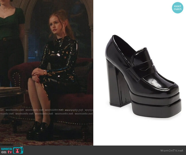Jeffrey Campbell Laxed Platform Pump worn by Cheryl Blossom (Madelaine Petsch) on Riverdale