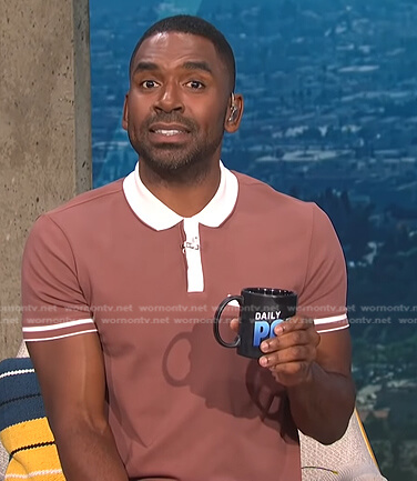 Justin’s brown contrast collar polo shirt on E! News Daily Pop