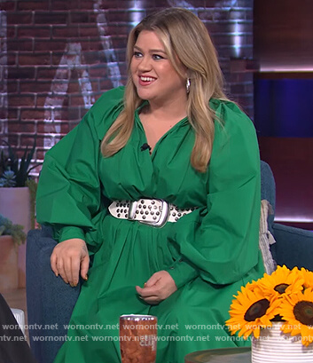 Kelly’s green puff sleeve dress on The Kelly Clarkson Show