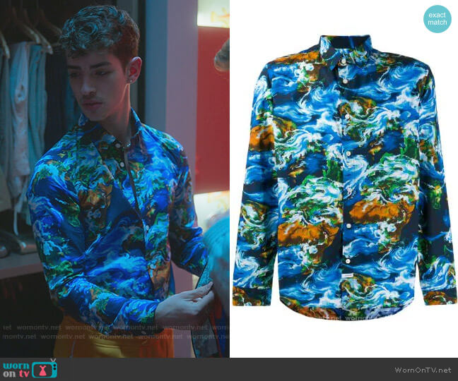 Kenzo World print shirt worn by Patrick Blanco (Manu Rios) on Elite