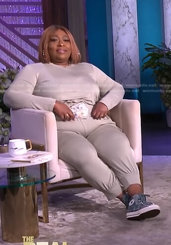 Loni’s light green drawstring jumpsuit on The Real