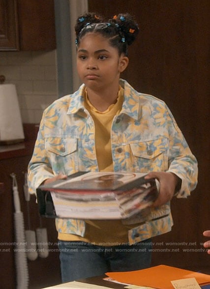 Millicent’s floral denim jacket on iCarly