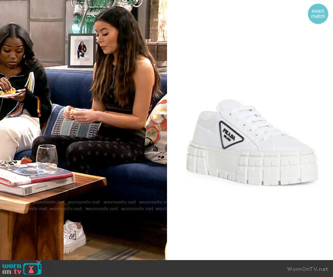 Prada Double Wheel Platform Sneaker in Bianco worn by Carly Shay (Miranda Cosgrove) on iCarly