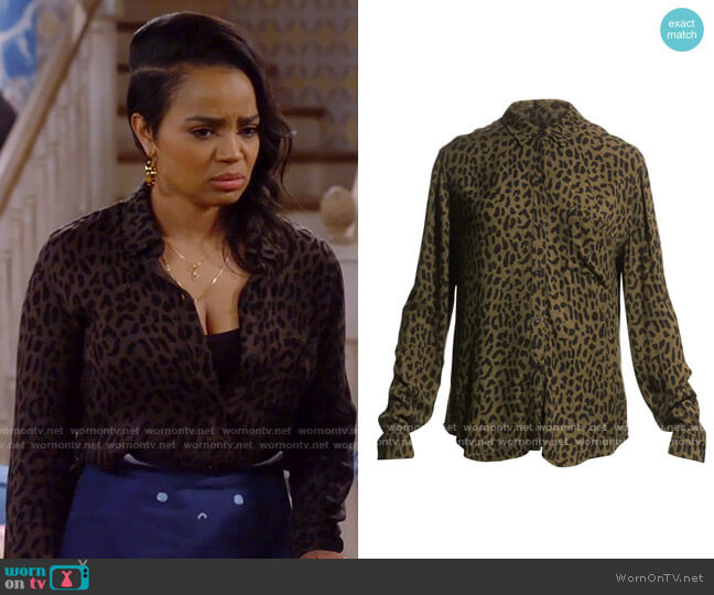Rails Hunter Shirt in Forest Black Cheetah worn by Randi (Kyla Pratt) on Call Me Kat