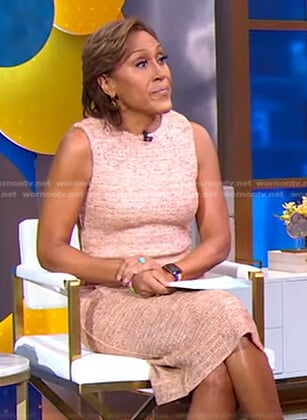 Robin’s sleeveless tweed sheath dress on Good Morning America