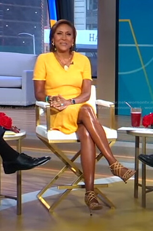 Robin’s orange v-neck knit dress on Good Morning America