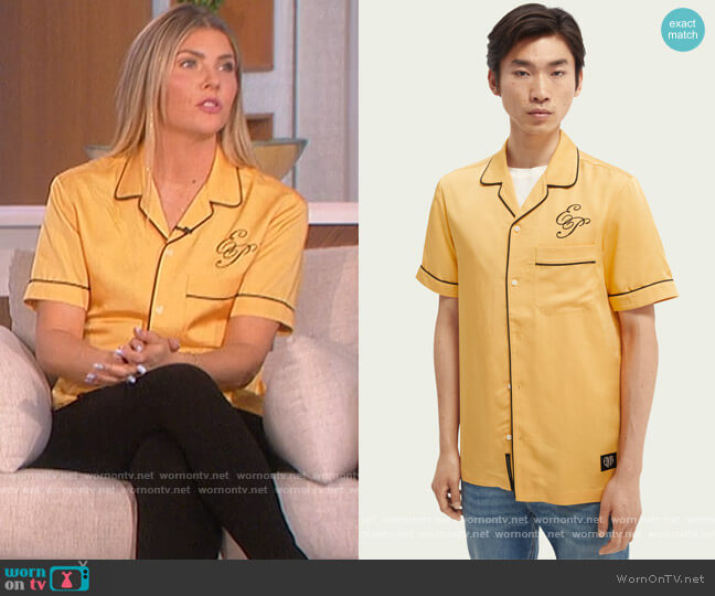 Scotch & Soda Elvis short-sleeved shirt worn by Amanda Kloots on The Talk