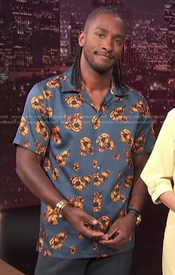 Scott’s blue floral shirt on Access Hollywood