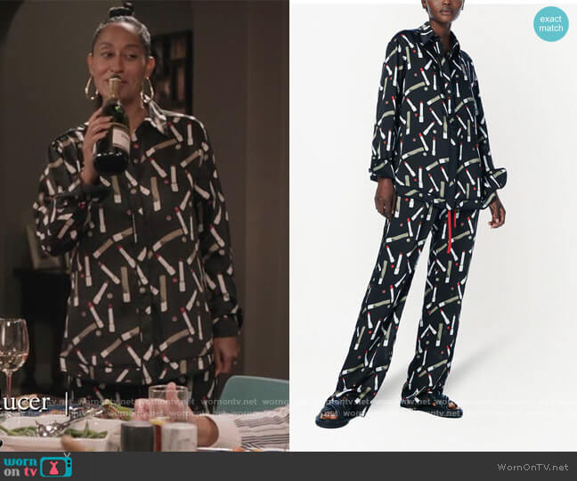 Victoria Victoria Beckham Lipstick-print long-sleeve shirt worn by Rainbow Johnson (Tracee Ellis Ross) on Black-ish