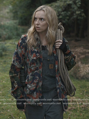 Villanelle’s camo print utility jacket on Killing Eve