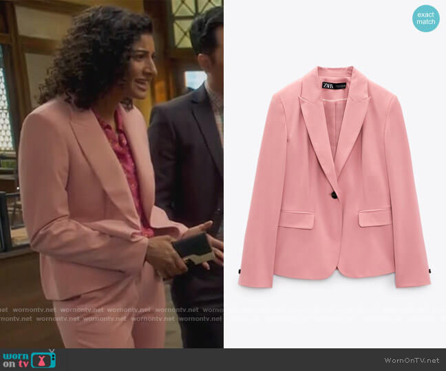 Zara Basic Blazer worn by Mikaela Shaw (Vella Lovell) on Mr Mayor