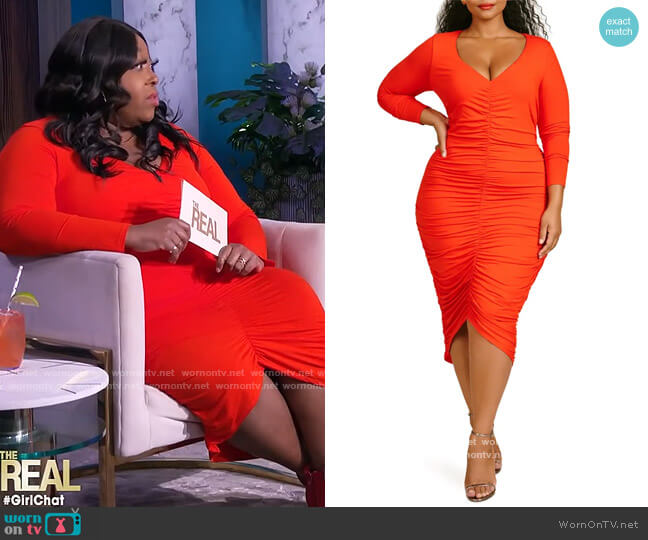 11 Honore Flora Ruched Long Sleeve Body-Con Dress worn by Loni Love on The Real