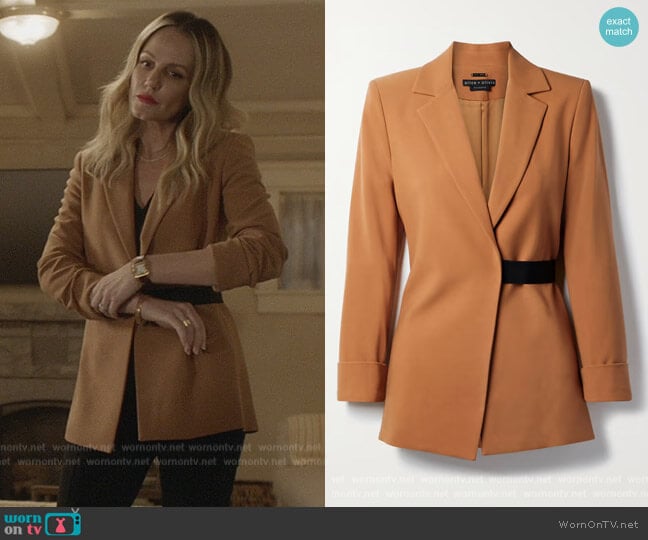 Alice + Olivia Hattie crepe wrap blazer worn by Laura Baker (Monet Mazur) on All American