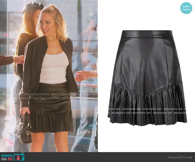 Guess Pleated Leather Mini Skirt worn by Mary Fitzgerald on Selling Sunset