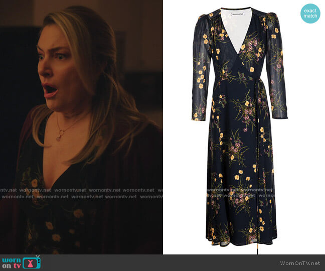 Reformation Melba floral-print wrap dress worn by Alice Cooper (Mädchen Amick) on Riverdale