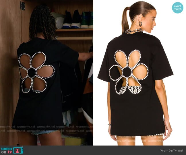 Area Crystal Daisy Cutout Relaxed T-Shirt worn by Keisha (Netta Walker) on All American Homecoming