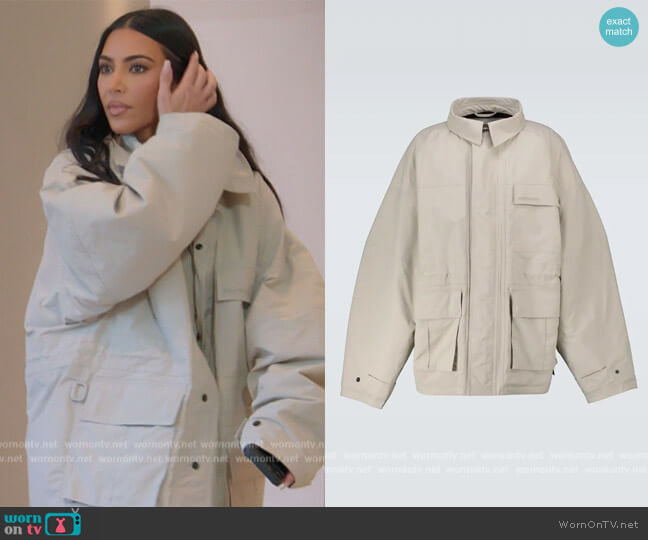 Balenciaga Technical ripstop parka worn by Kim Kardashian (Kim Kardashian) on The Kardashians