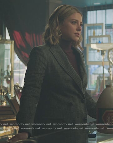 Betty’s check blazer on Riverdale