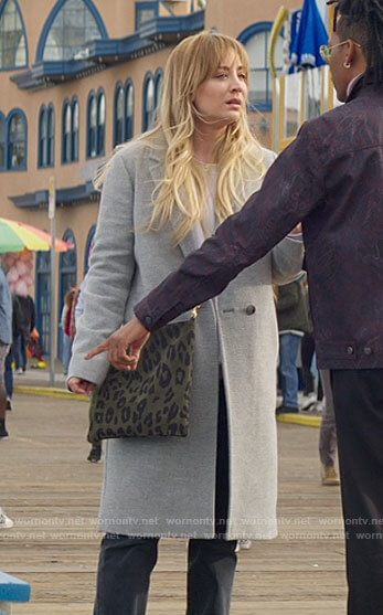 Cassie’s light grey coat on The Flight Attendant