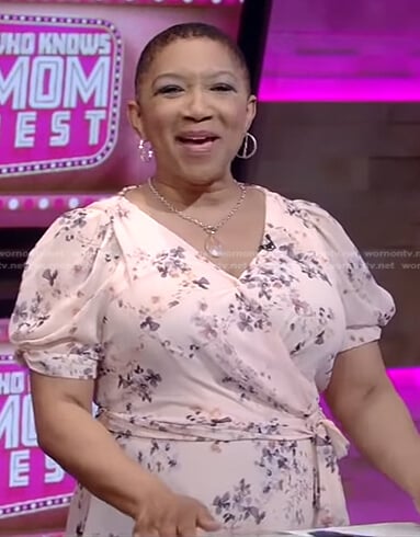 Deja Vu’s pink floral wrap dress on Live with Kelly and Ryan