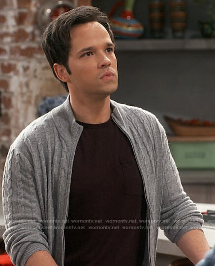Freddie’s grey cable knit zip up cardigan on iCarly