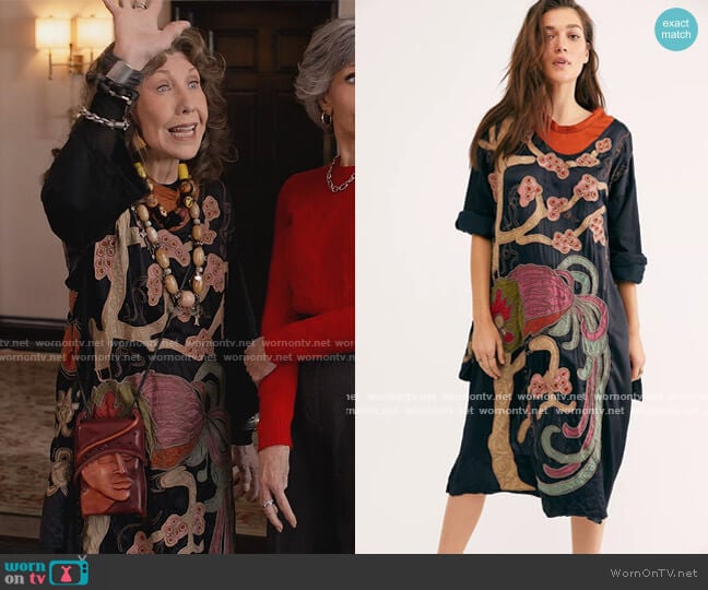 Magnolia Pearl Black Embroidered Dress worn by Frankie (Lily Tomlin) on Grace and Frankie