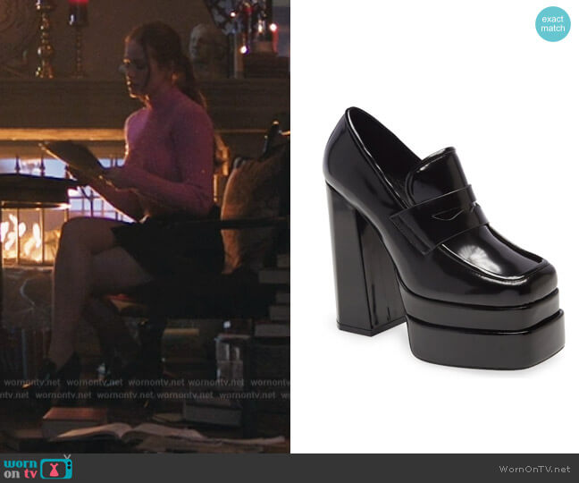 Jeffrey Campbell Laxed Platform Pump worn by Cheryl Blossom (Madelaine Petsch) on Riverdale