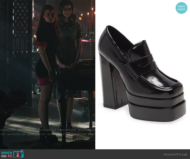 Jeffrey Campbell Laxed Platform Pump worn by Cheryl Blossom (Madelaine Petsch) on Riverdale