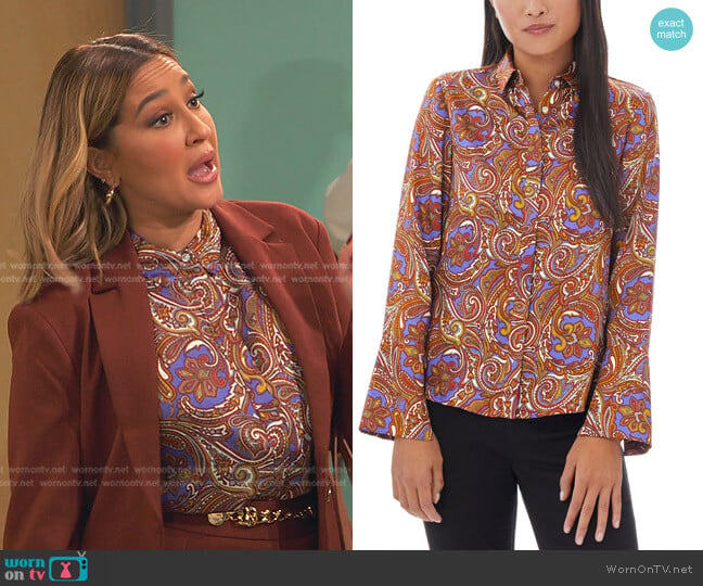 Jones NY Paisley Print Covered Placket Oxford Blouse worn by Alana (Adrienne Bailon) on Ravens Home