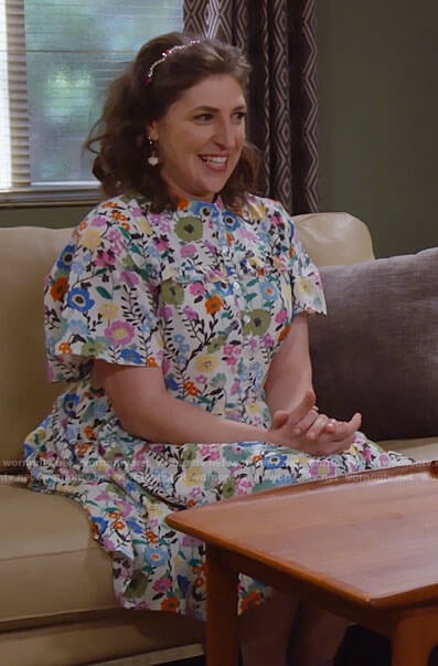 Kat’s white floral dress on Call Me Kat
