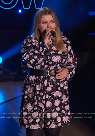 Kelly’s black floral print mini dress on The Kelly Clarkson Show