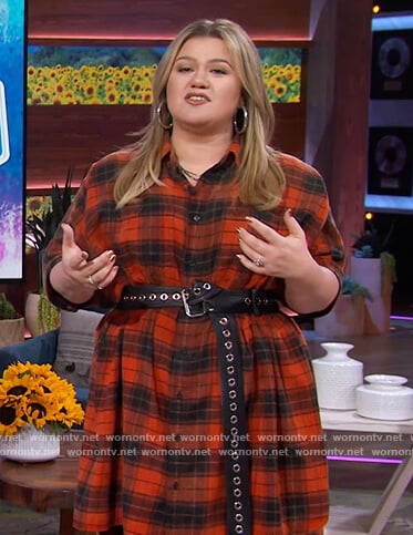 Kelly’s red plaid mini shirtdress on The Kelly Clarkson Show
