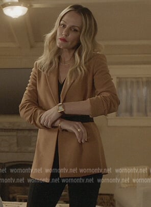 Laura’s brown contrast blazer on All American