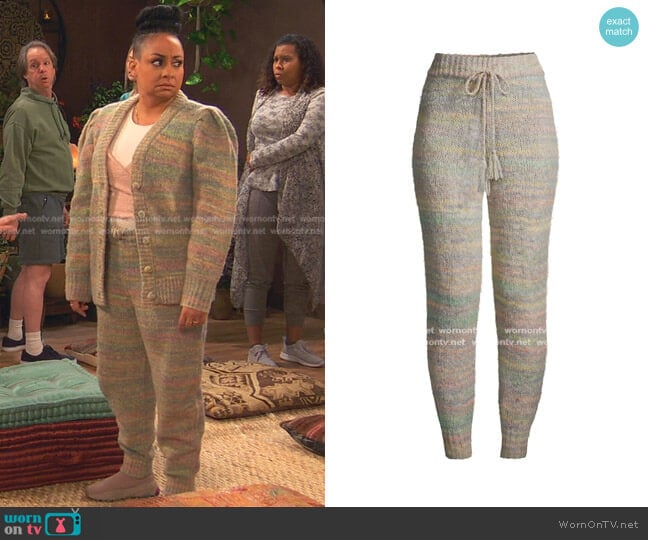 Love Shack Fancy Olvera Drawstrinig Joggers worn by Raven Baxter (Raven-Symoné) on Ravens Home