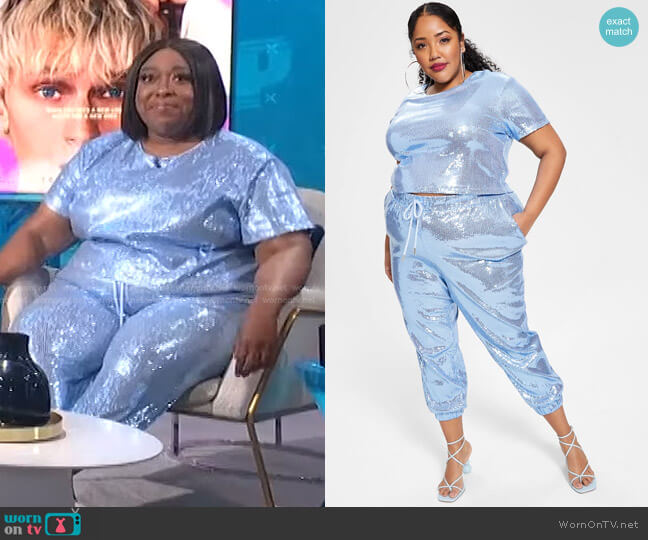 Nina Parker Trendy Plus Size Sequin T-Shirt worn by Loni Love on E! News