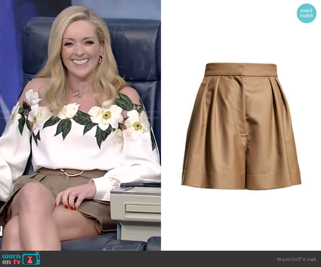 Oscar de la Renta Pleated Wide-Leg Shorts