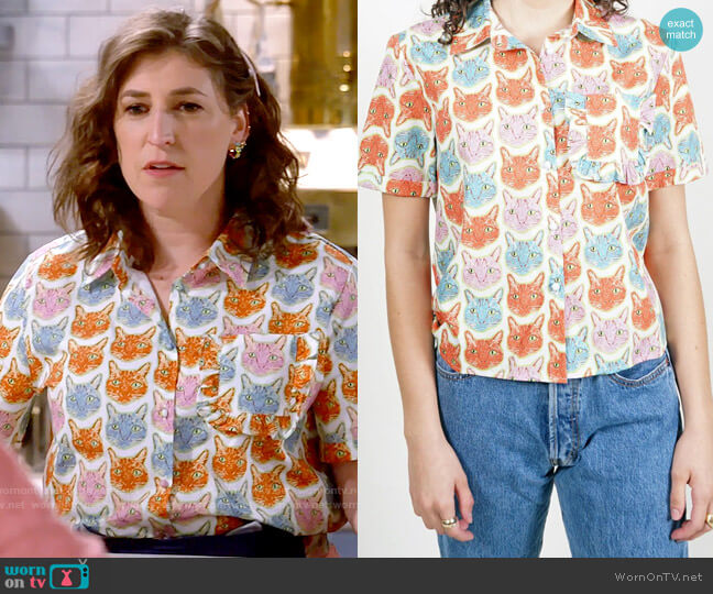Meow Meow Oxford from Personify worn by Kat Silver (Mayim Bialik) on Call Me Kat