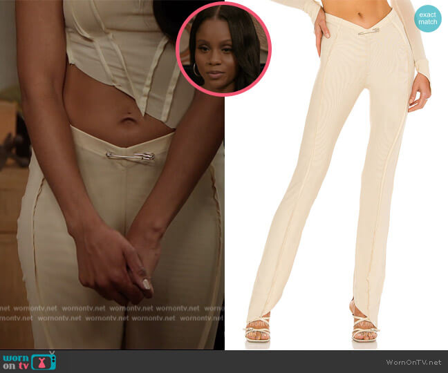 Sami Miro Vintage Asymmetric Pant worn by Simone (Geffri Hightower) on All American Homecoming