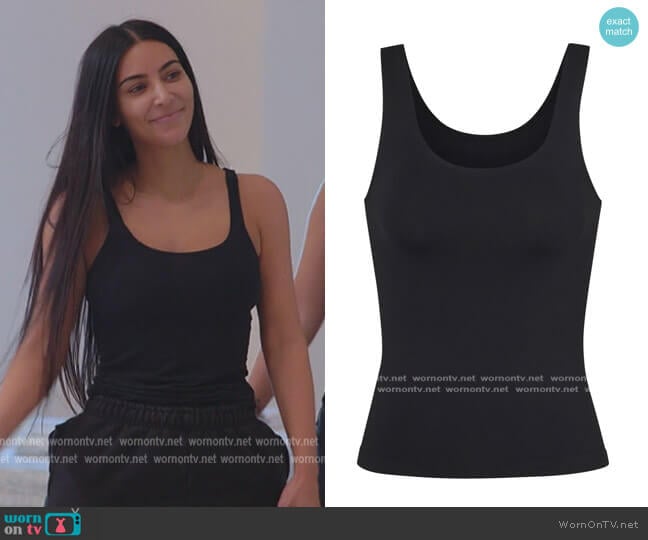 Skims Soft Smoothing Tank worn by Kim Kardashian (Kim Kardashian) on The Kardashians