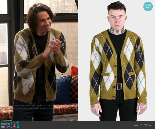 Straight To Hell Apparel Miles Sweater worn by Spencer Shay (Jerry Trainor) on iCarly