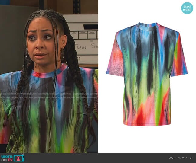 The Attico Bella Spectrum Print T-Shirt worn by Raven Baxter (Raven-Symoné) on Ravens Home