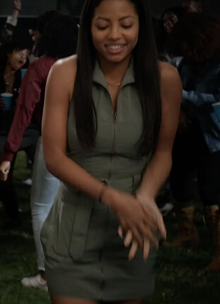 Thea’s green zip down sleeveless dress on All American Homecoming
