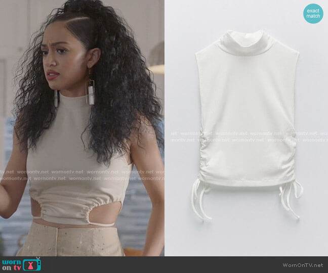 Zara Side Ruched Top worn by Olivia Baker (Samantha Logan) on All American